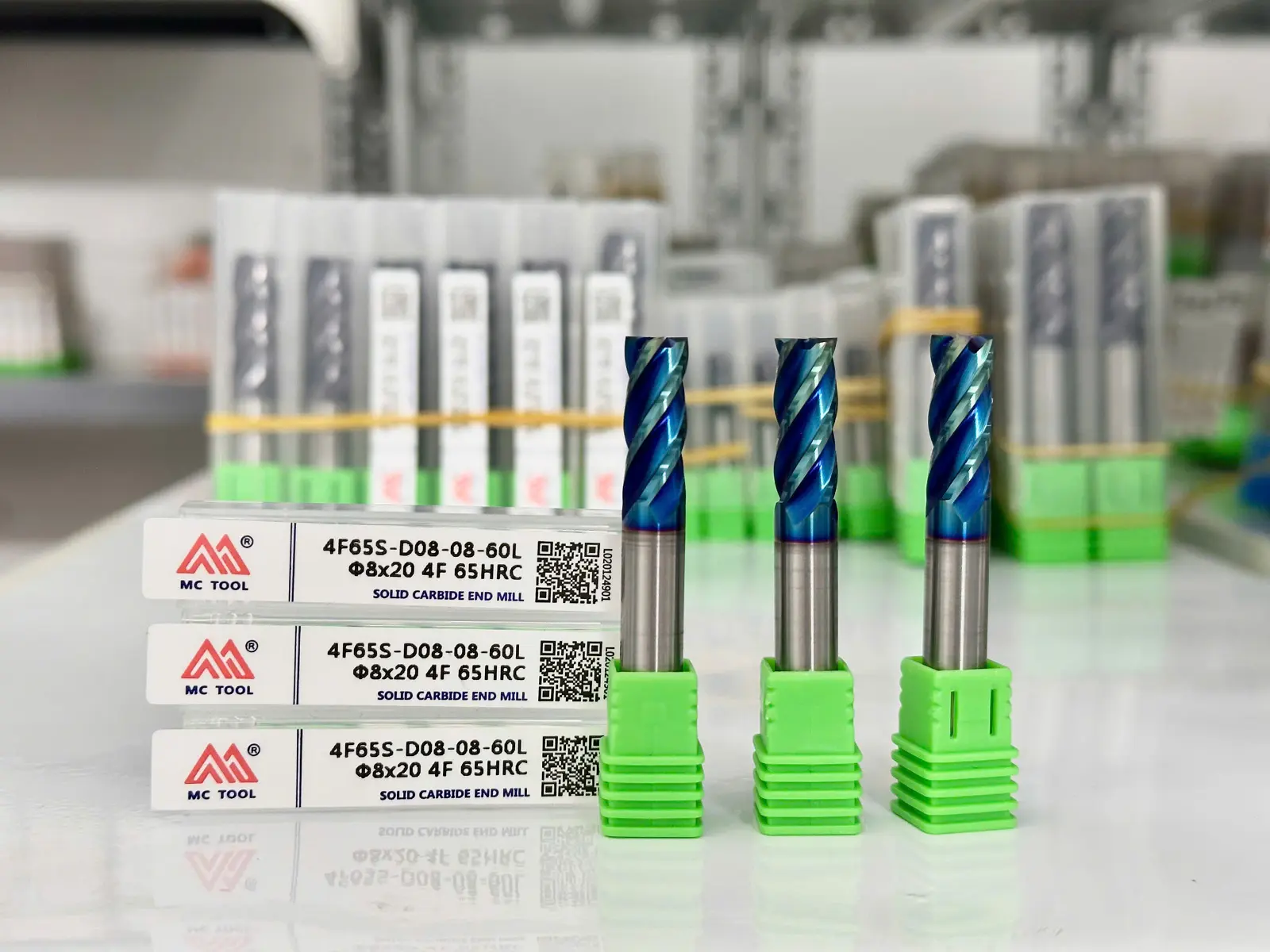 Dao phay ngón chạy thép sau nhiệt 4F-65HRC
